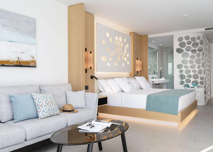 Royal Hideaway Corales - Adults Only Hotel